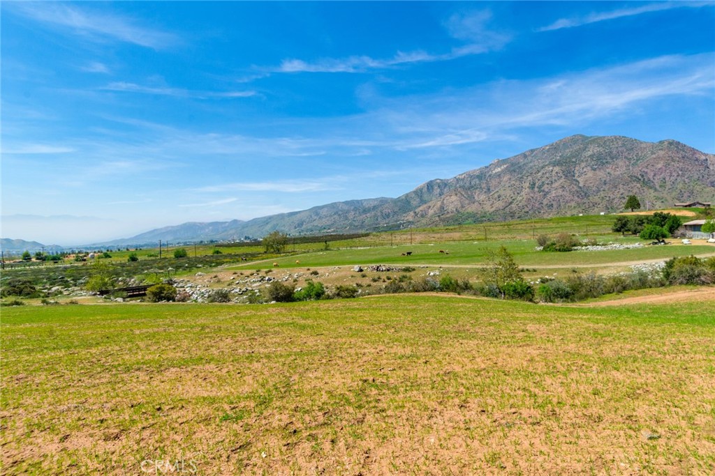 Yucaipa, California, 92399, United States, 3 Bedrooms Bedrooms, ,3 BathroomsBathrooms,Residential,Active,2038158