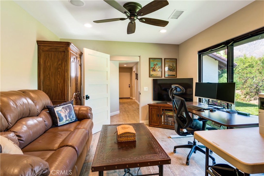 Yucaipa, California, 92399, United States, 3 Bedrooms Bedrooms, ,3 BathroomsBathrooms,Residential,Active,2038158