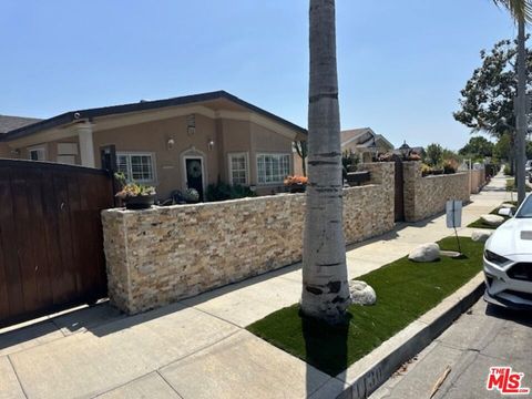 Photo of 1130 E 66th Street, Inglewood, CA 90302 (MLS # 26828311)