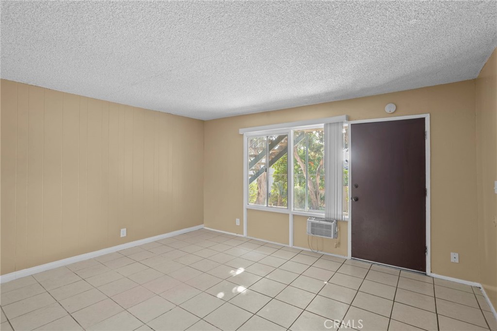 151 S Idaho Street B