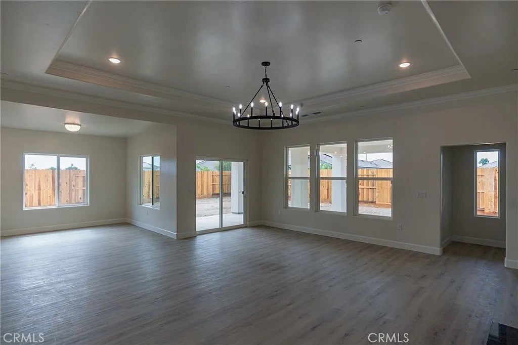 160 Jeanna Ct