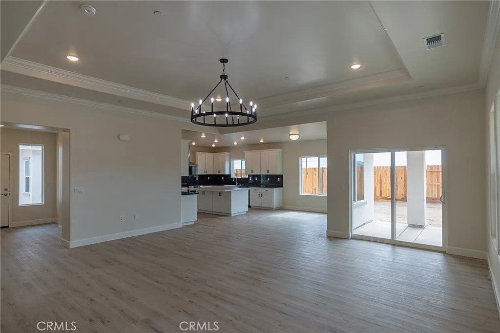 160 Jeanna Ct