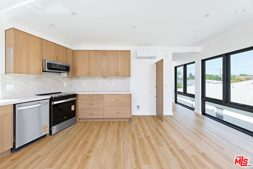 Photo of 11345 Youngworth Street, Culver City, CA 90230 (MLS # 26678799)