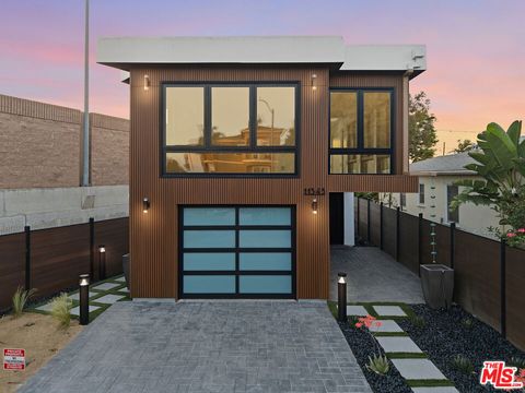 Photo of 11345 Youngworth Street, Culver City, CA 90230 (MLS # 26678799)