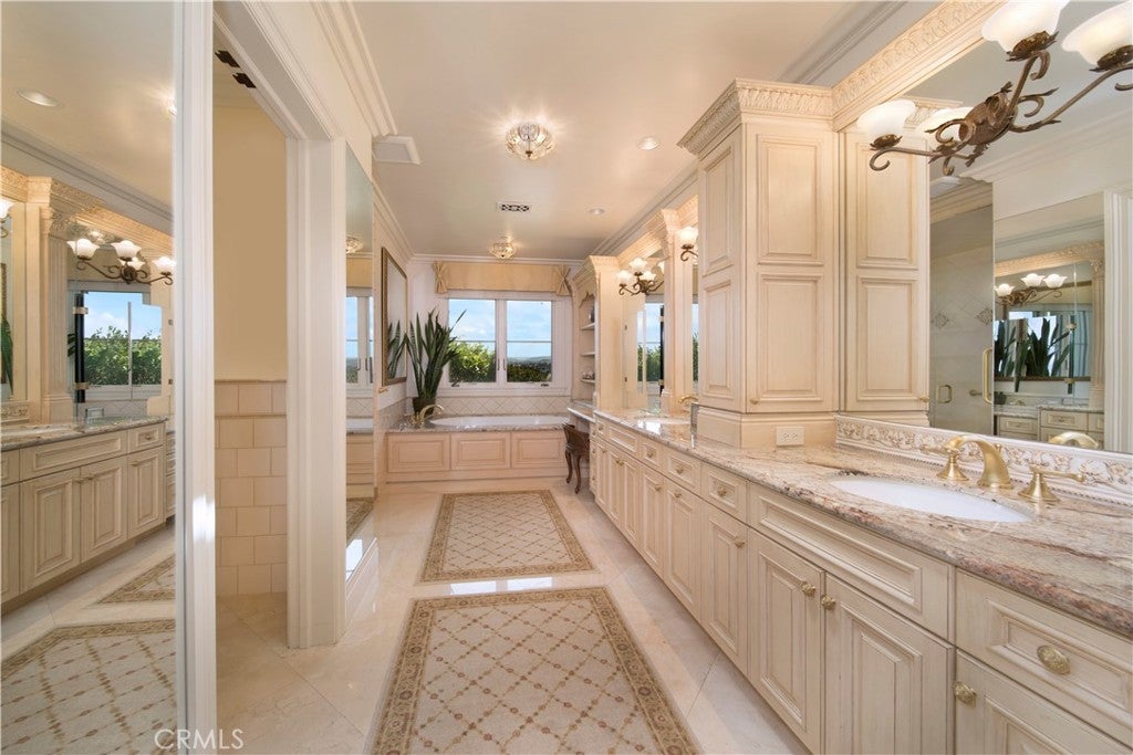 32572 Balearic, Dana Point CA 92629 - Photo 19