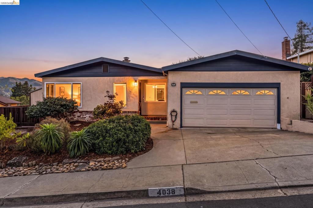 4038 Fariss Ln