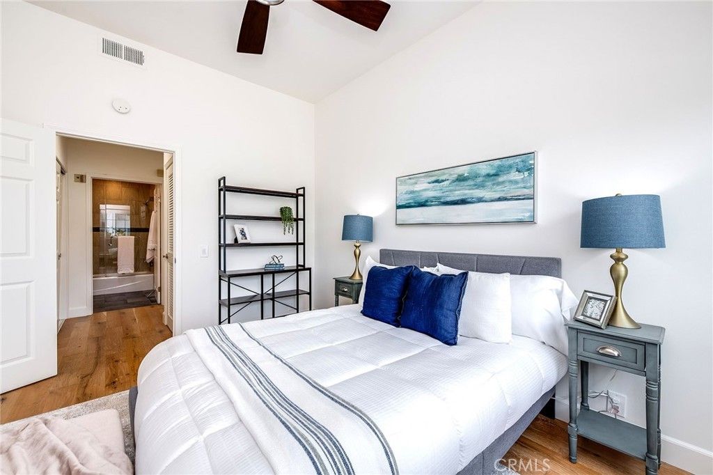 listing image 130722339576296028249