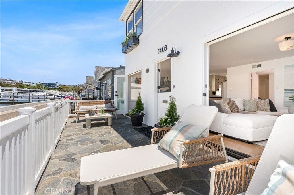 1403 N Bayfront