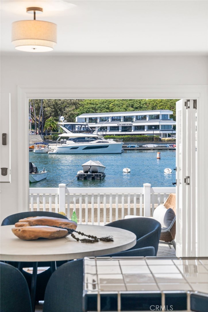 1403 N Bayfront