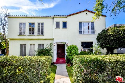 Photo of 803 Croft Avenue, West Hollywood, CA 90069 (MLS # 26696849)