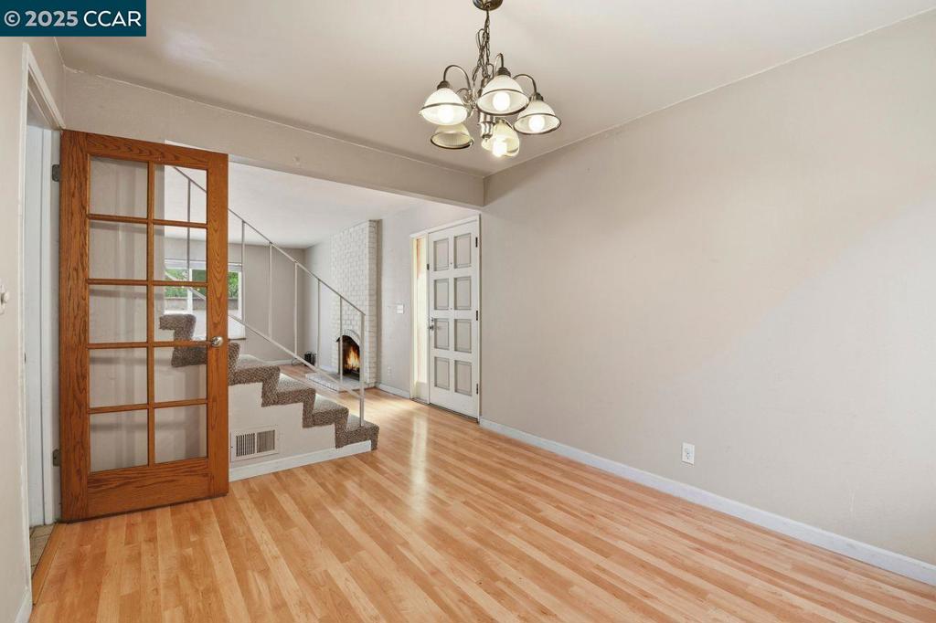 WALNUT CREEK - Residential