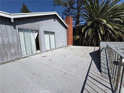 Tiny photo for 4922 Lowell Avenue, Glendale, CA 91214 (MLS # PV25098619)
