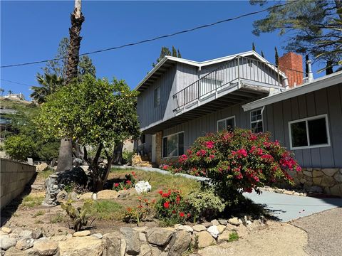 4922 Lowell Avenue Glendale CA 91214