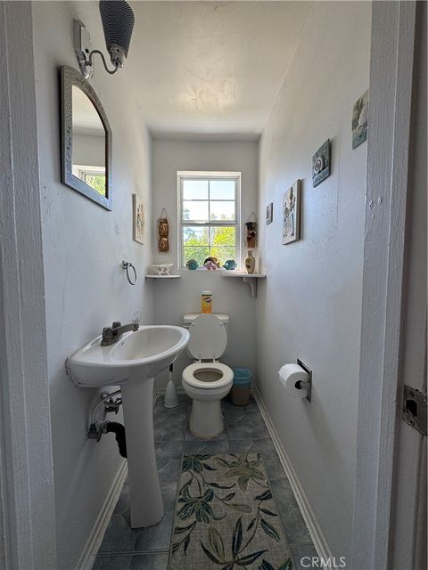 Tiny photo for 4922 Lowell Avenue, Glendale, CA 91214 (MLS # PV25098619)