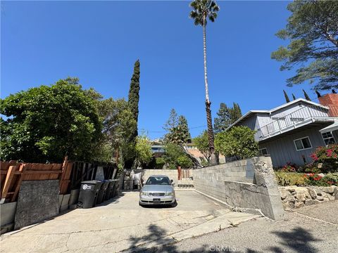 Tiny photo for 4922 Lowell Avenue, Glendale, CA 91214 (MLS # PV25098619)