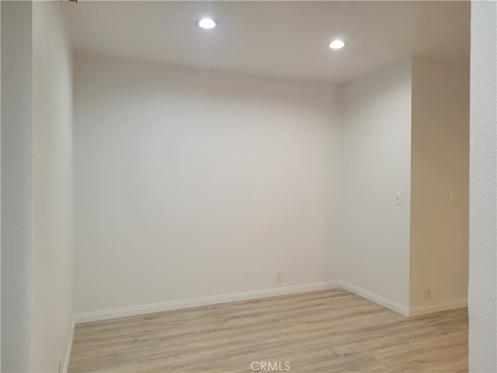 720 W 4th Street 104