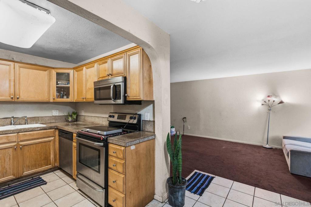 3215 44th Street Unit 9
