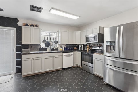 Tiny photo for 611 Poquita Lane, San Miguel, CA 93401 (MLS # SC26189338)