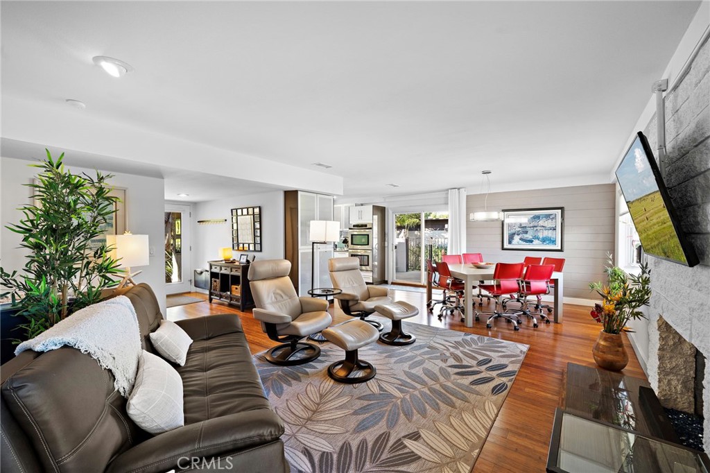 27031 Capote De Paseo