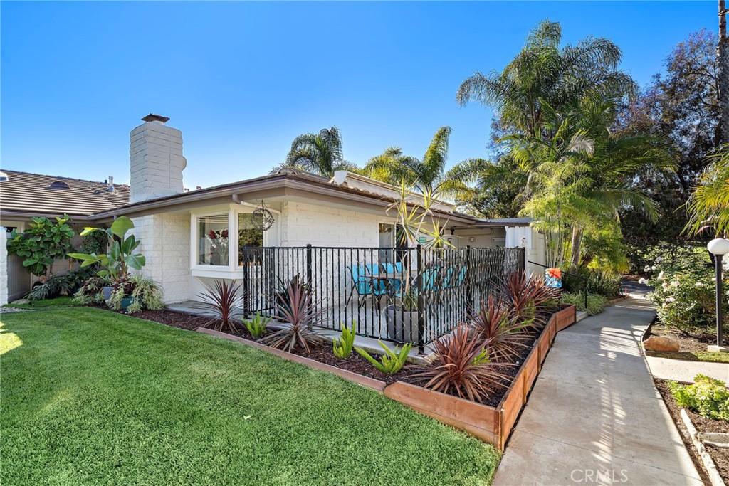 27031 Capote De Paseo