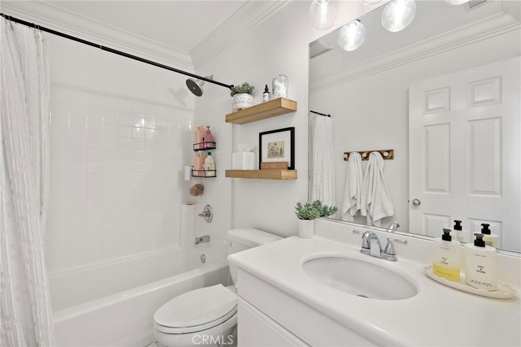 24 Fieldhouse, Ladera Ranch CA 92694 - Photo 20
