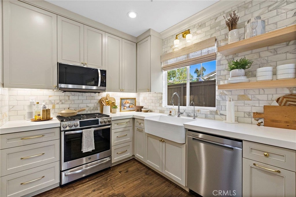 24 Fieldhouse, Ladera Ranch CA 92694 - Photo 9