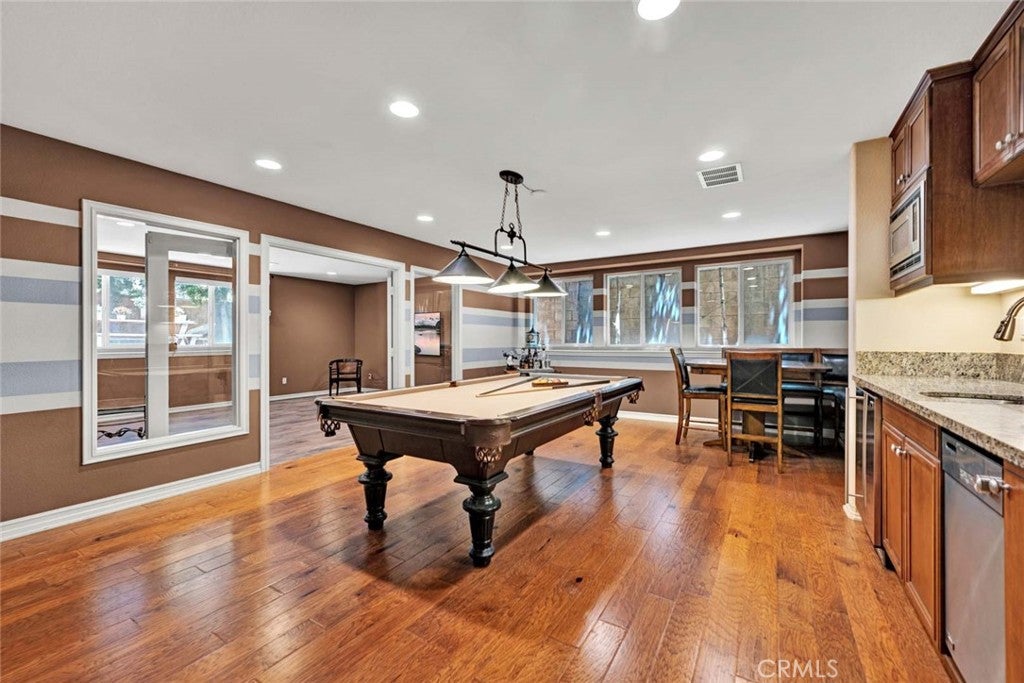 1407 Williamsburg St Street, Tustin CA 92782 - Photo 20