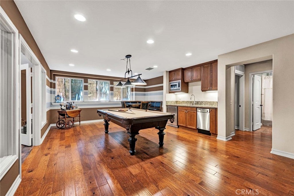 1407 Williamsburg St Street, Tustin CA 92782 - Photo 19