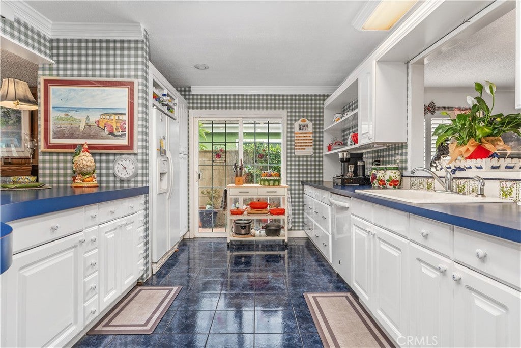 4722 Scenario, Huntington Beach CA 92649 - Photo 13