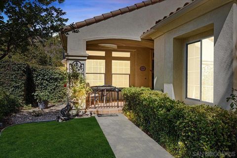 2385 Amber Oak Ln Escondido CA 92027