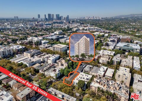 Photo of 401 N Oakhurst Drive, Beverly Hills, CA 90210 (MLS # 26836785)