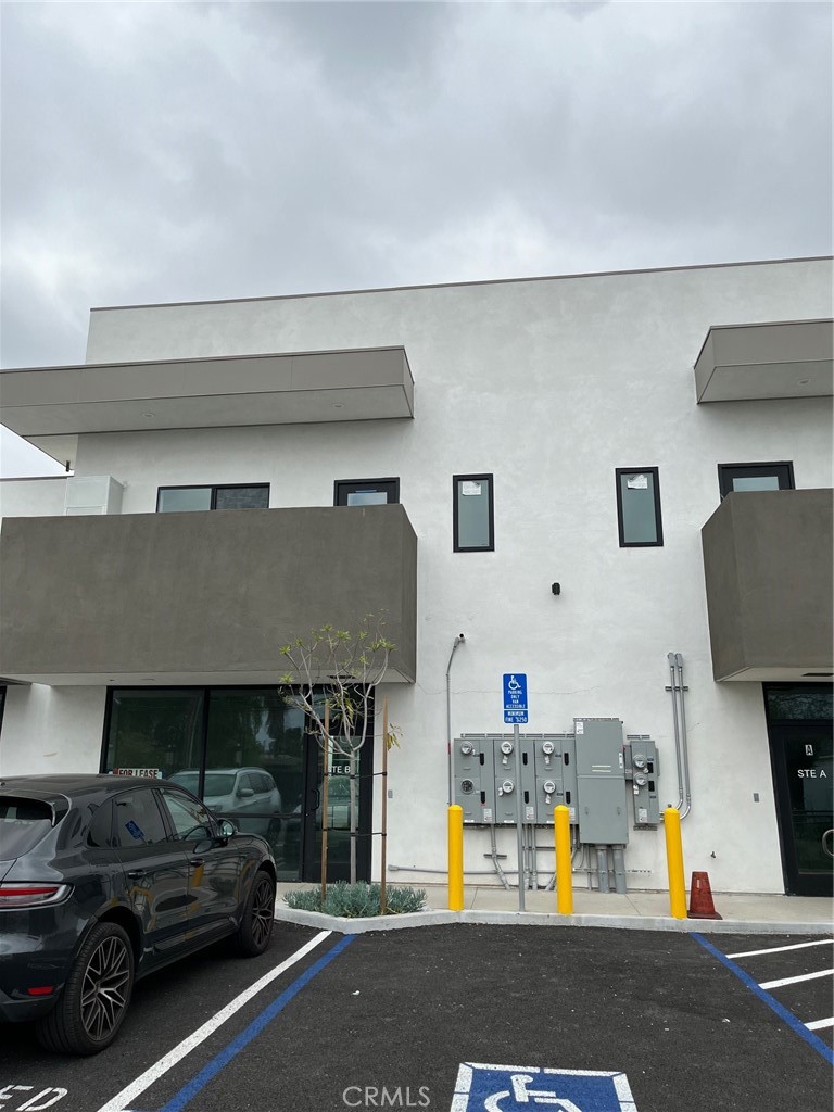 6172 Beach Boulevard