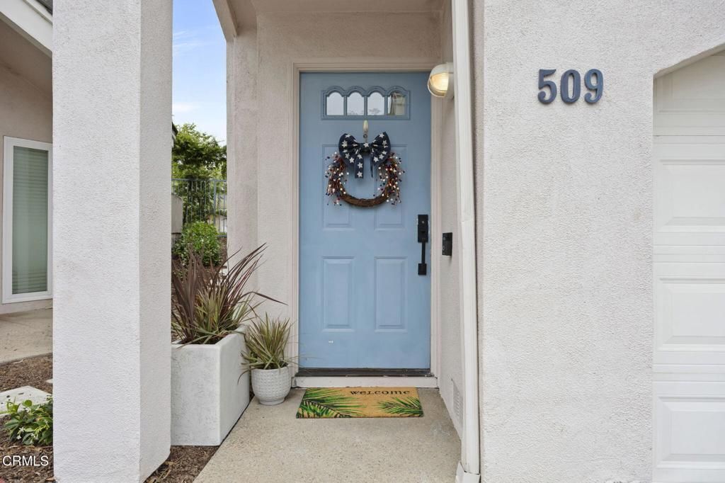 Photo of 509 4th Place, Port Hueneme, CA 93041 (MLS # V1-32945)