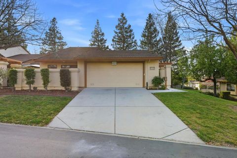 Photo of 3319 Lake Albano Circle, San Jose, CA 95135 (MLS # ML82038115)