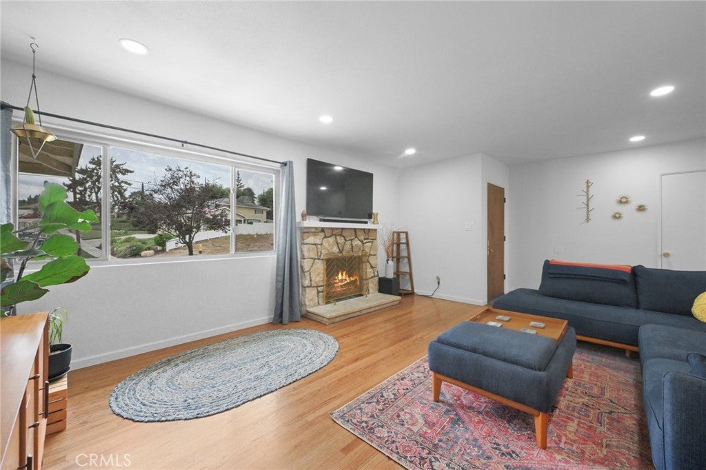 414 Via Vista Drive