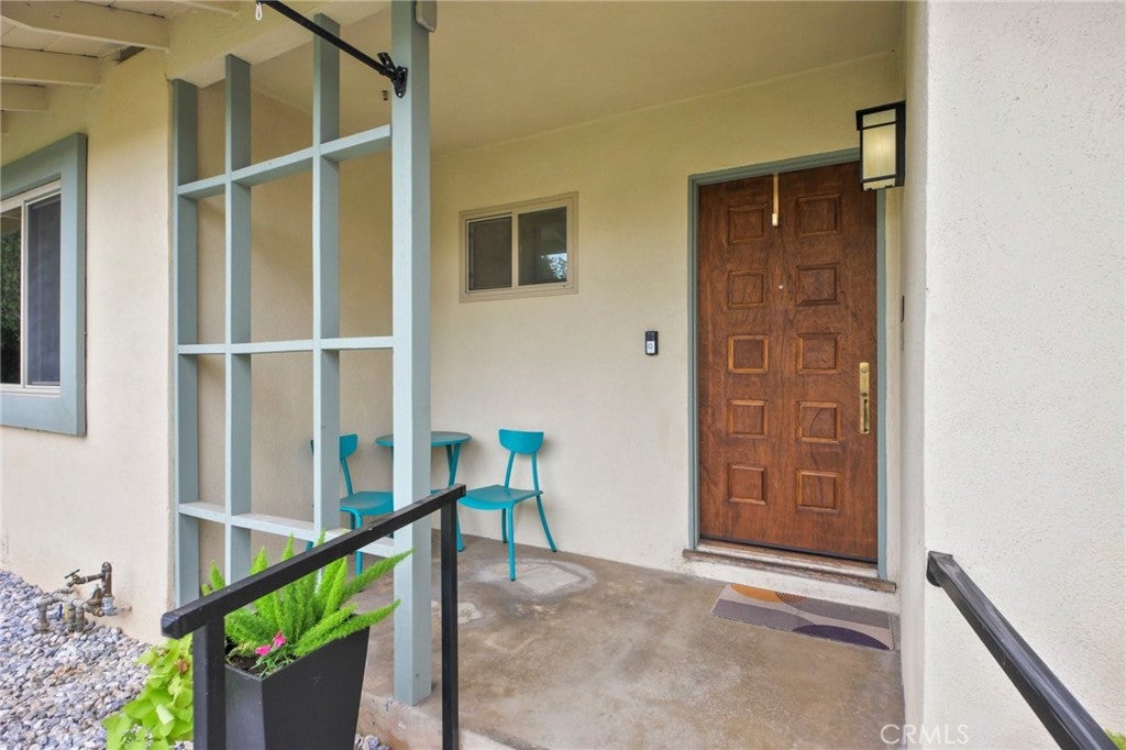 414 Via Vista Drive