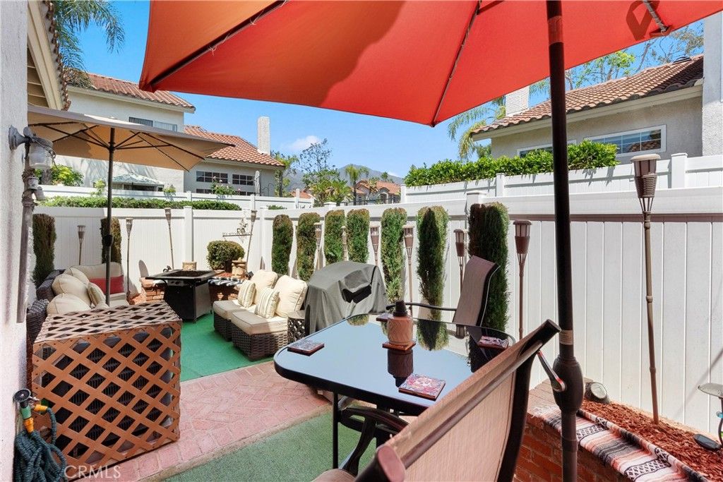 listing image 130724621959060017252