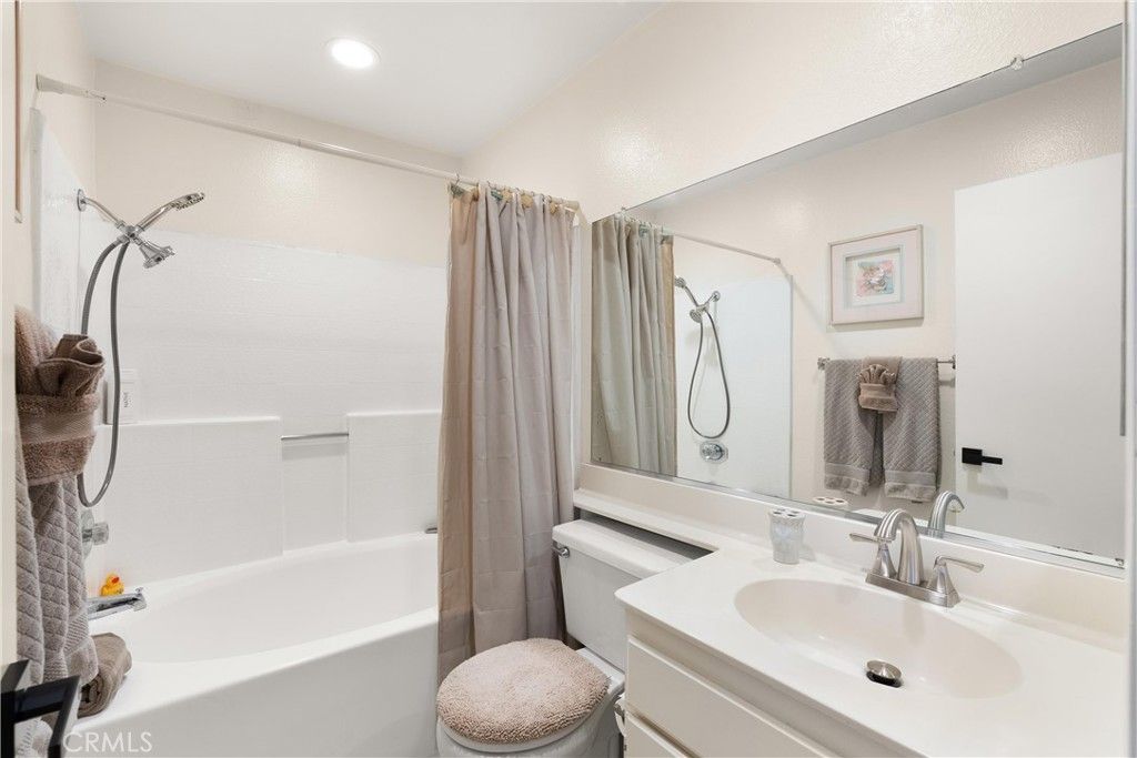 listing image 130721406501316243149