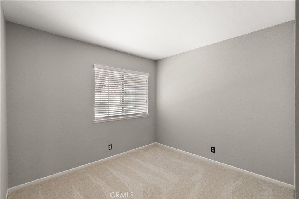 listing image 130720563954671184955