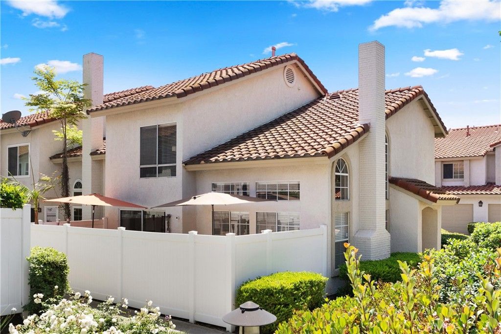 listing image 130720597094037426837