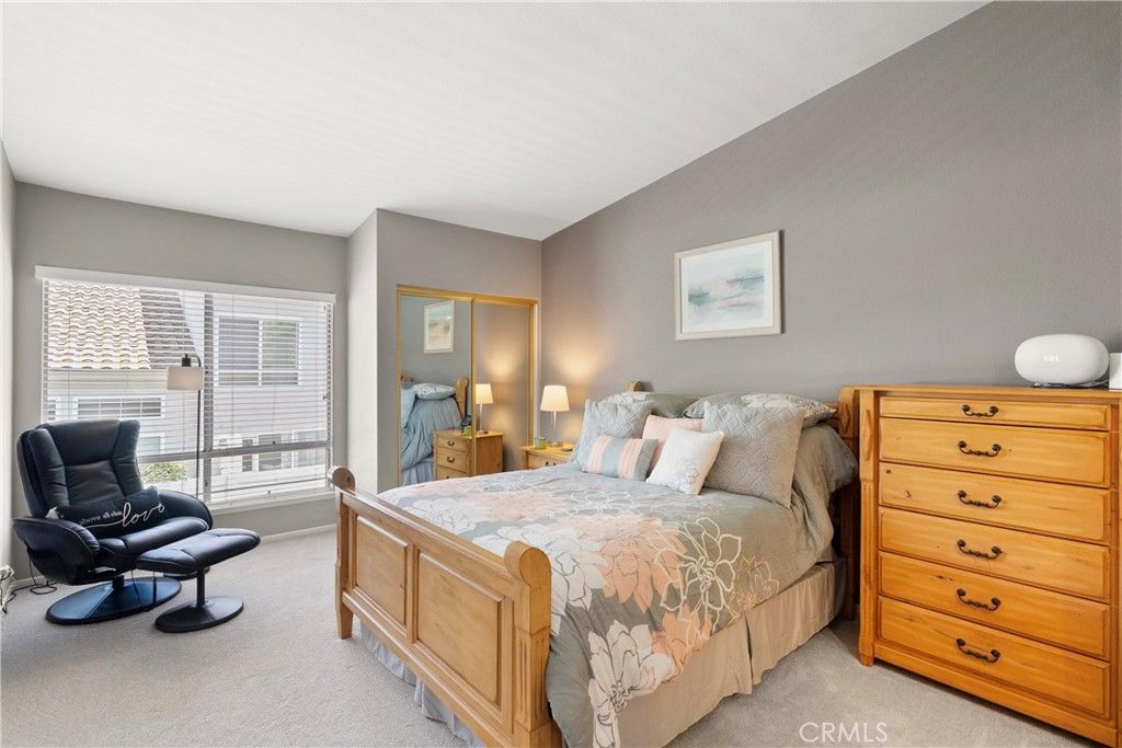 listing image 130729824564332749673