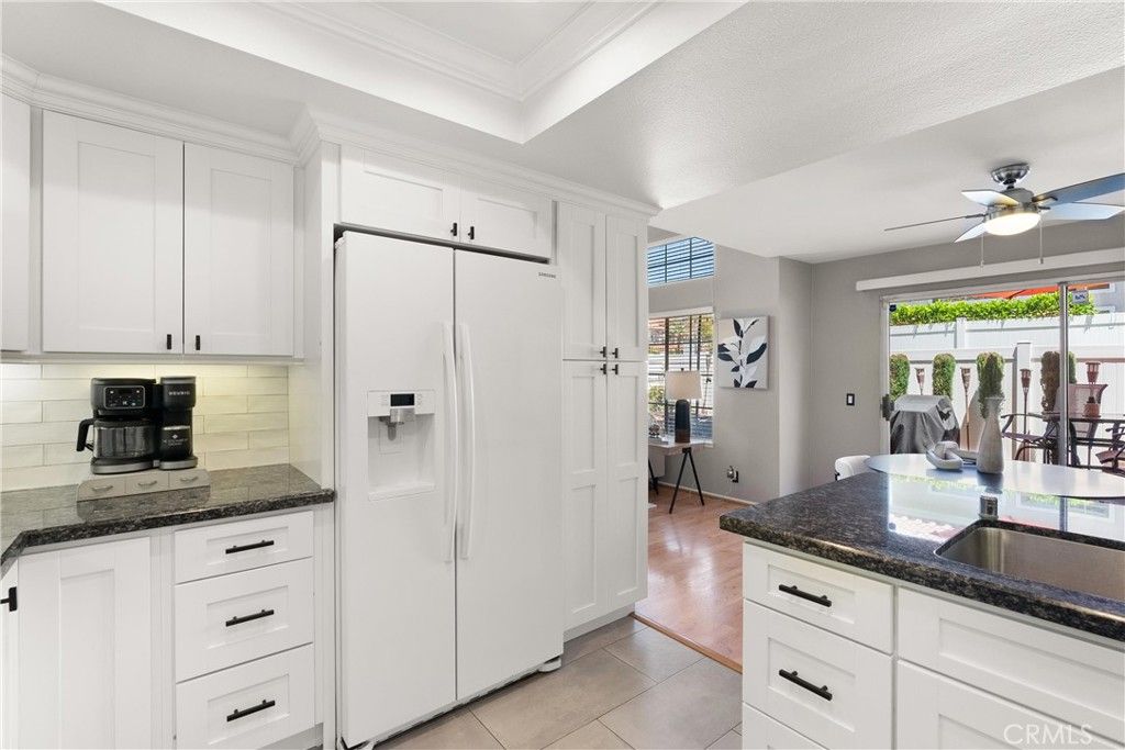 listing image 130729070570412927680