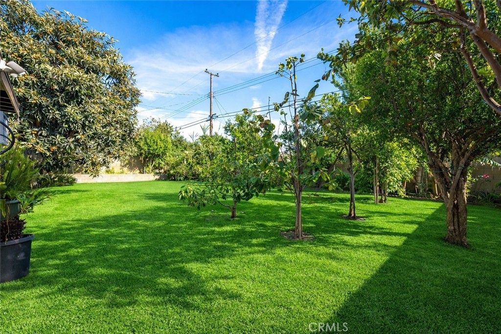 Photo of 5026 W Roberts Dr, Santa Ana, CA 92704 (MLS # OC26066968)