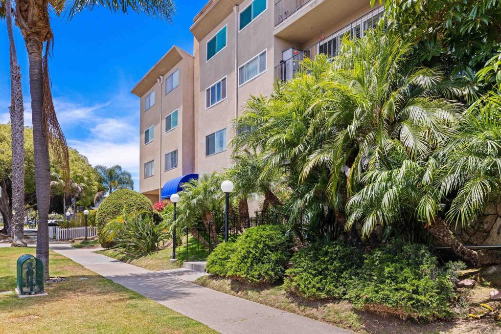 1830 Thomas Avenue 2F, San Diego CA 92109