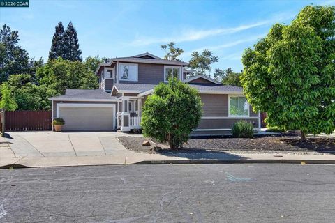 Photo of 1831 Gilly Ln. Ln, Concord, CA 94518 (MLS # 41130486)
