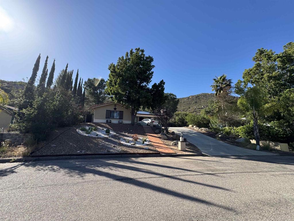 16734 Georgios Way