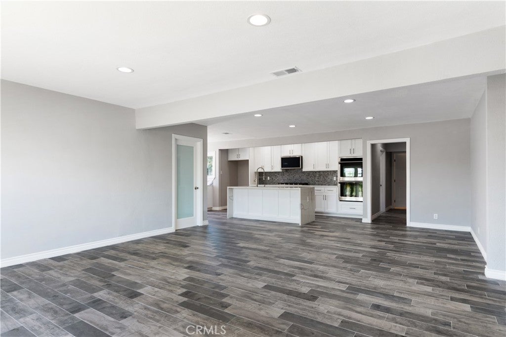 517 N Chalburn AVE, West Covina CA 91790