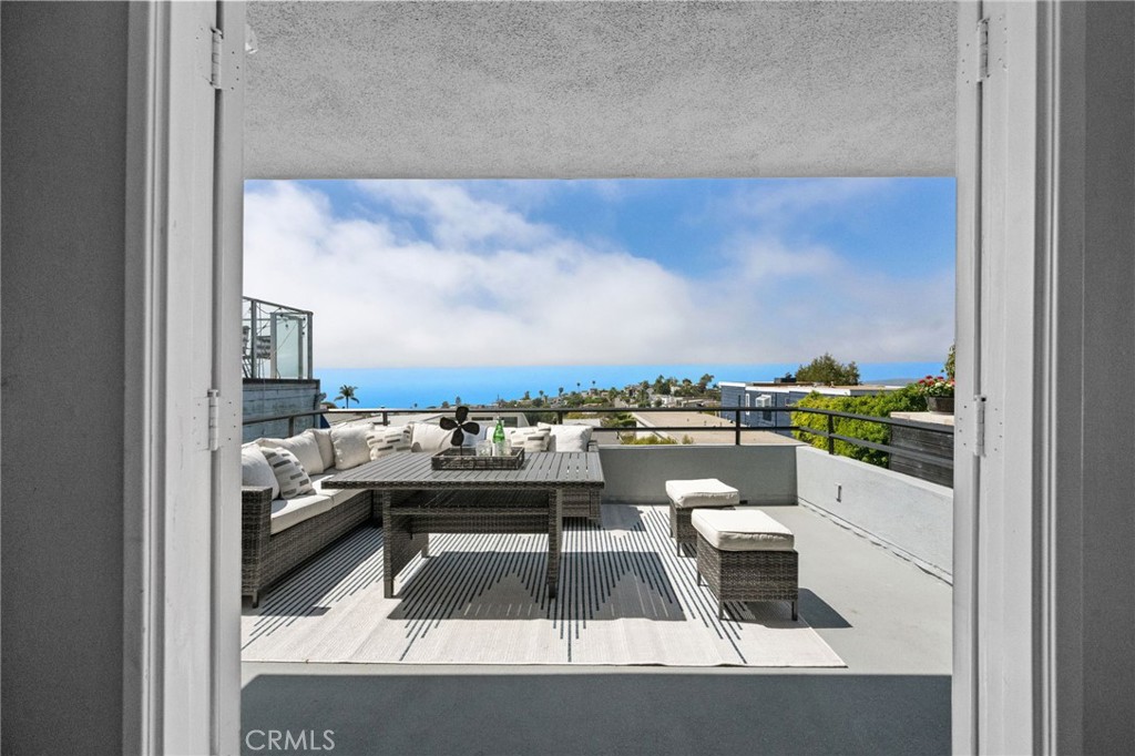 Arch Beach Heights (ABH) - Residential