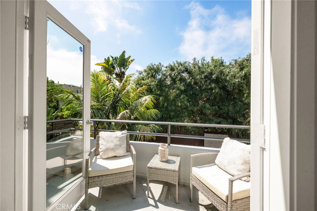 Arch Beach Heights (ABH) - Residential