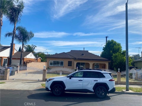 Photo of 1082 Fremont ST, Pomona, CA 91766 (MLS # IV26141620)